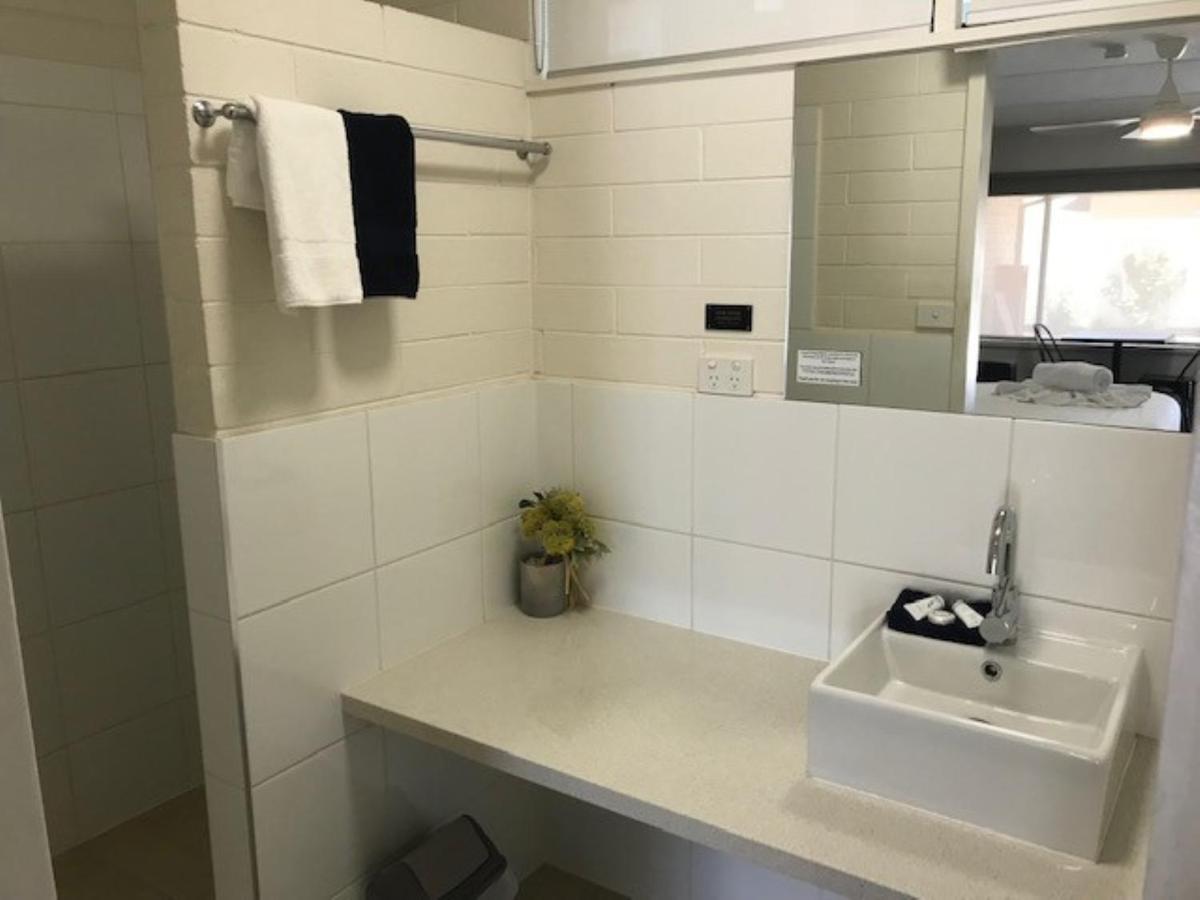 Vineland Motel Mildura Bagian luar foto