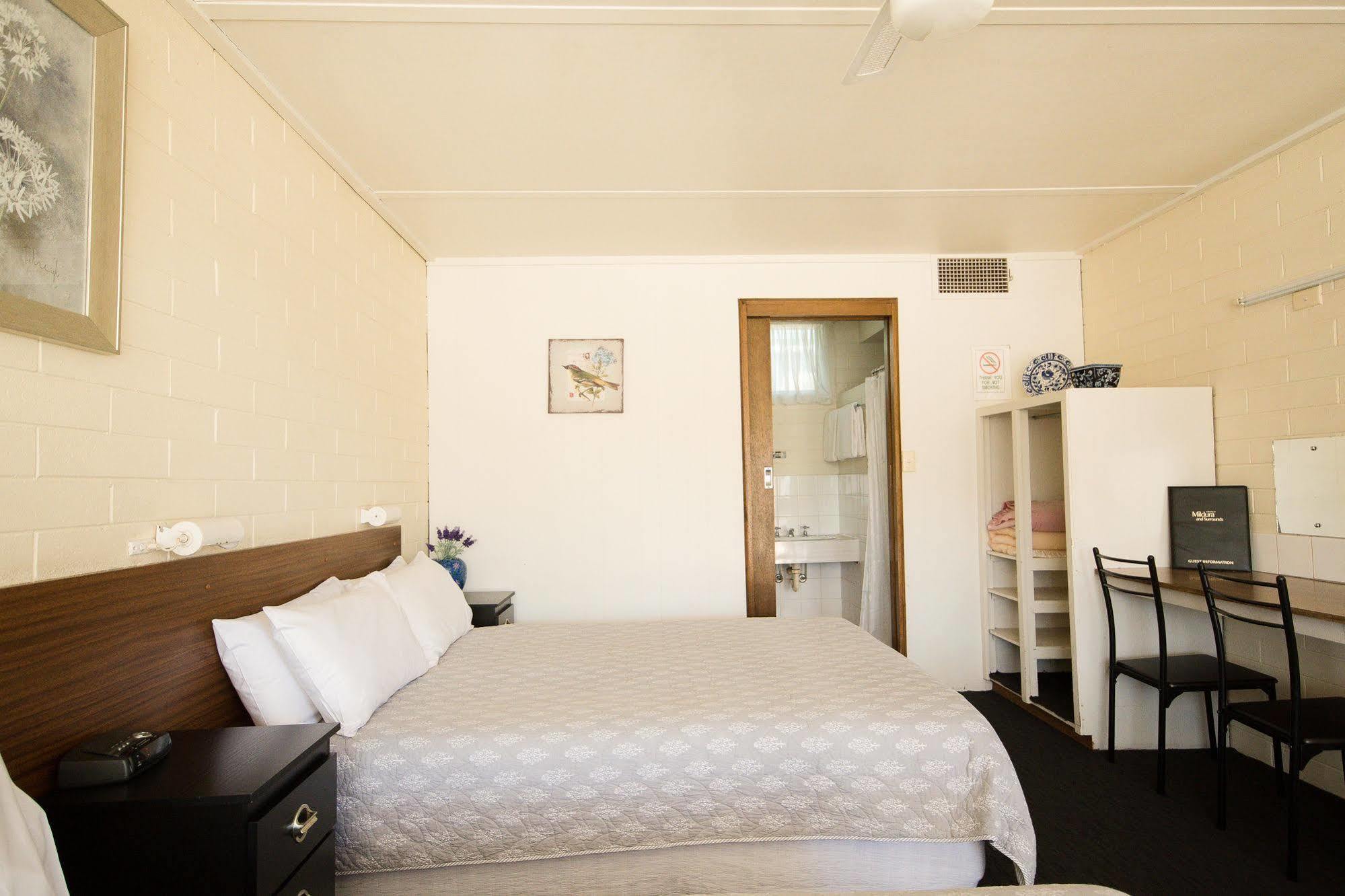 Vineland Motel Mildura Bagian luar foto